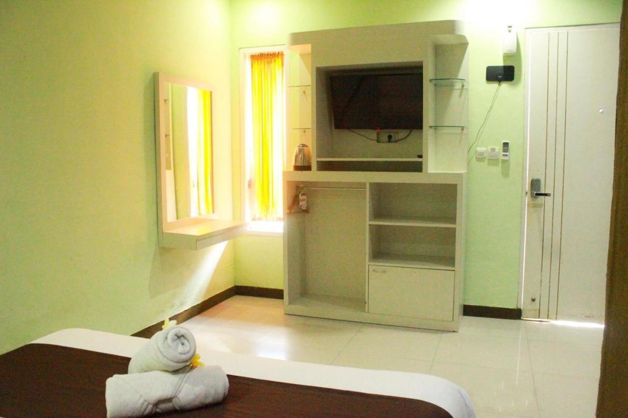 Dedy Beach Inn Kuta  Exterior photo