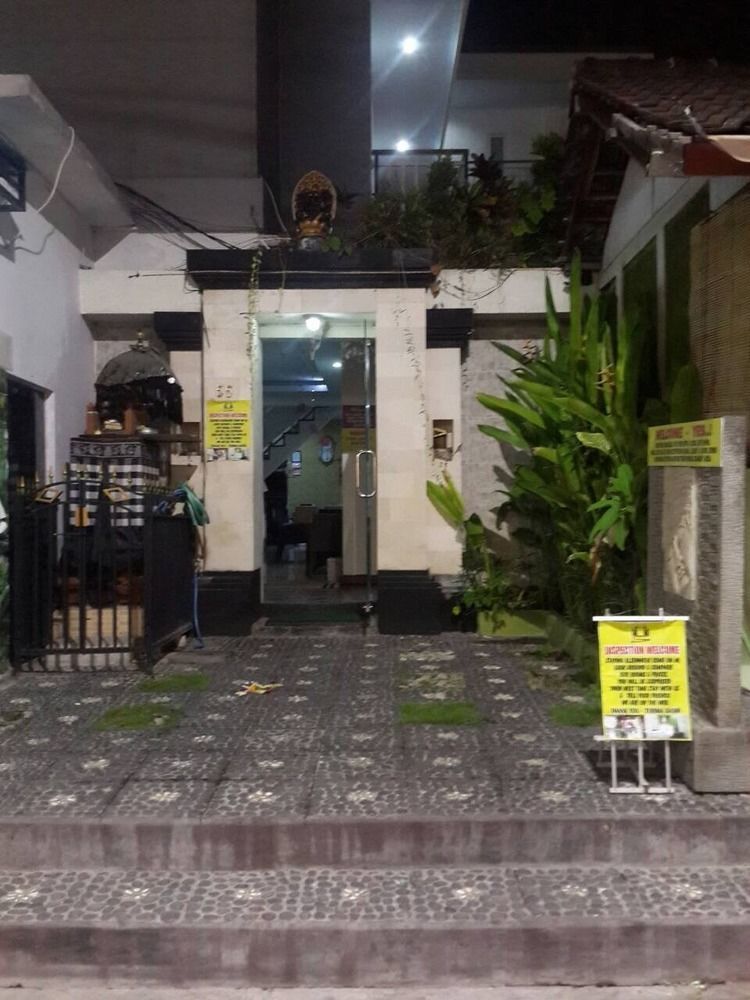 Dedy Beach Inn Kuta  Exterior photo